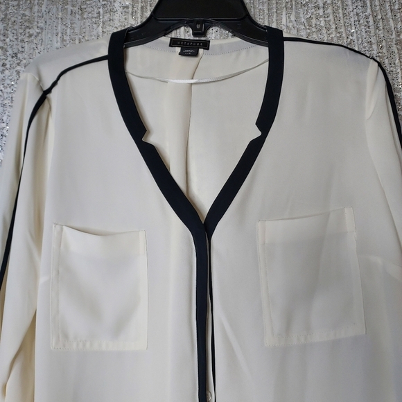 Metaphor Women's button-down Blouse - Picture 2 of 7